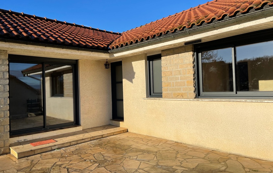 Nos fen&ecirc;tres&nbsp; et coulissants ALU RADIANS &agrave;&nbsp;ST JEAN D'ILLAC