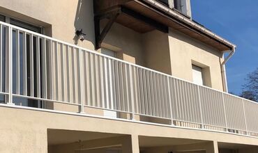 Gardes corps et Portes Blind&eacute;es &agrave;&nbsp;ST JEAN D'ILLAC